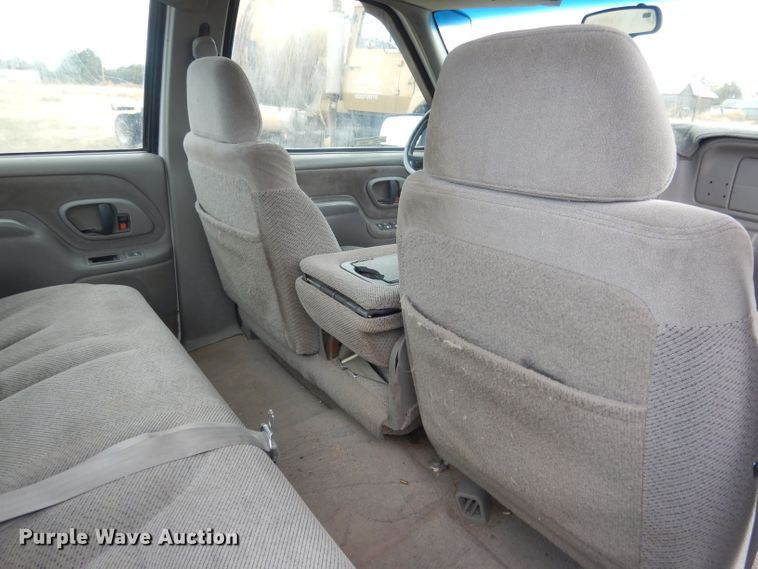 image for item HU9308 1998 Chevrolet K1500  Crew Cab pickup truck