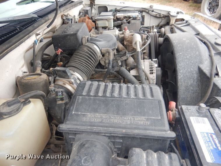 image for item HU9308 1998 Chevrolet K1500  Crew Cab pickup truck