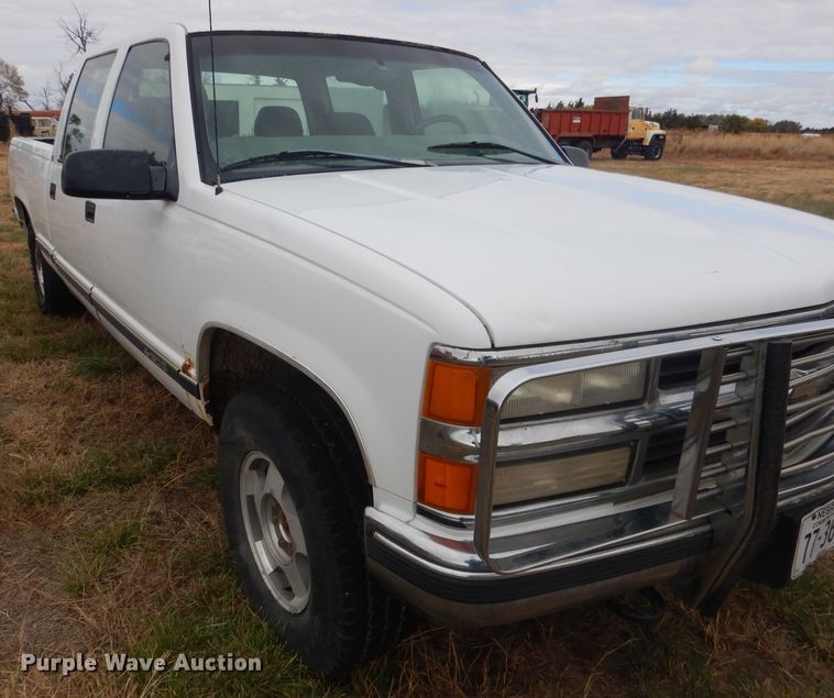 image for item HU9308 1998 Chevrolet K1500  Crew Cab pickup truck