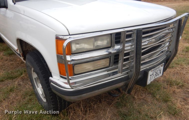 image for item HU9308 1998 Chevrolet K1500  Crew Cab pickup truck