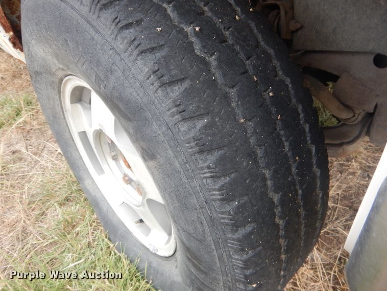 image for item HU9308 1998 Chevrolet K1500  Crew Cab pickup truck