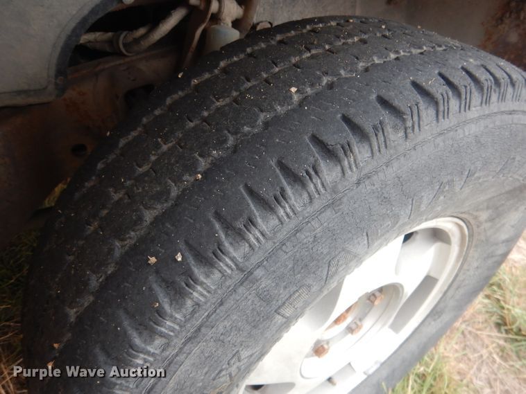 image for item HU9308 1998 Chevrolet K1500  Crew Cab pickup truck