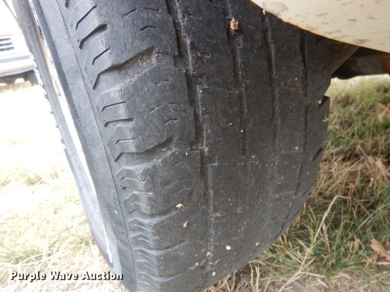 image for item HU9308 1998 Chevrolet K1500  Crew Cab pickup truck