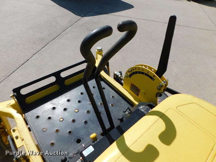 image for item HX9473 Great Dane  ZTR lawn mower