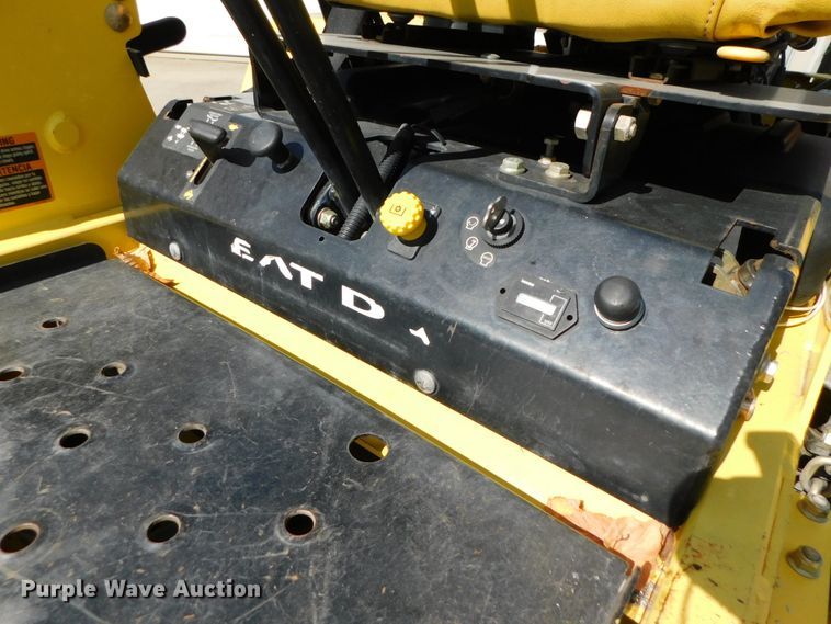 image for item HX9473 Great Dane  ZTR lawn mower