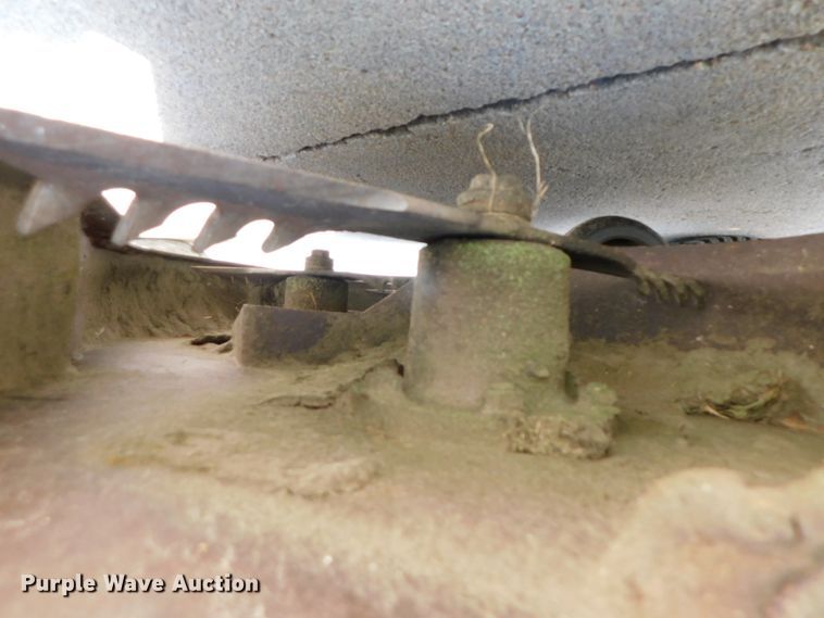 image for item HX9473 Great Dane  ZTR lawn mower