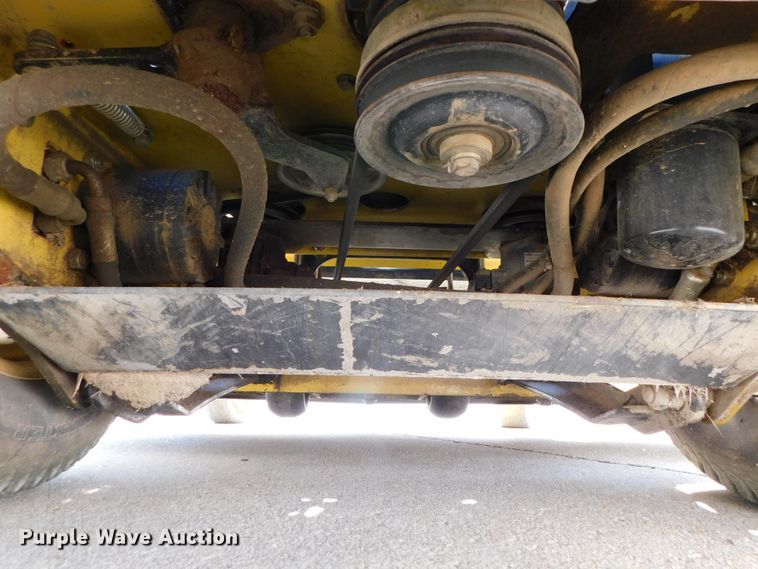 image for item HX9473 Great Dane  ZTR lawn mower