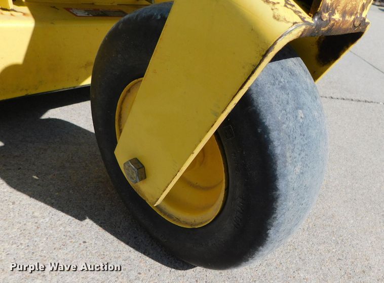 image for item HX9473 Great Dane  ZTR lawn mower