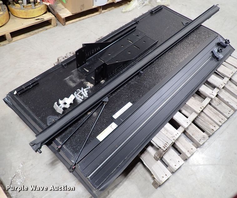 image for item IC9546 Westin pickup truck bed cover