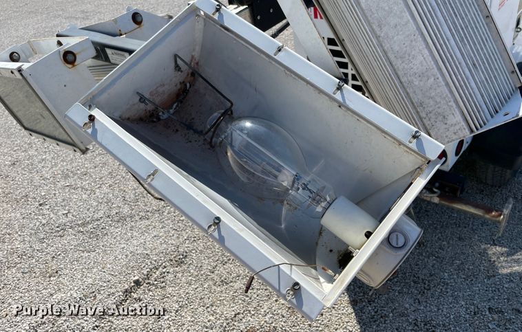 image for item II9433 Multiquip Nighthawk LT12  light plant