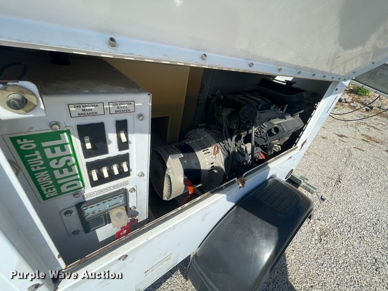 image for item II9433 Multiquip Nighthawk LT12  light plant