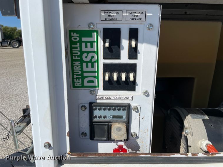 image for item II9433 Multiquip Nighthawk LT12  light plant