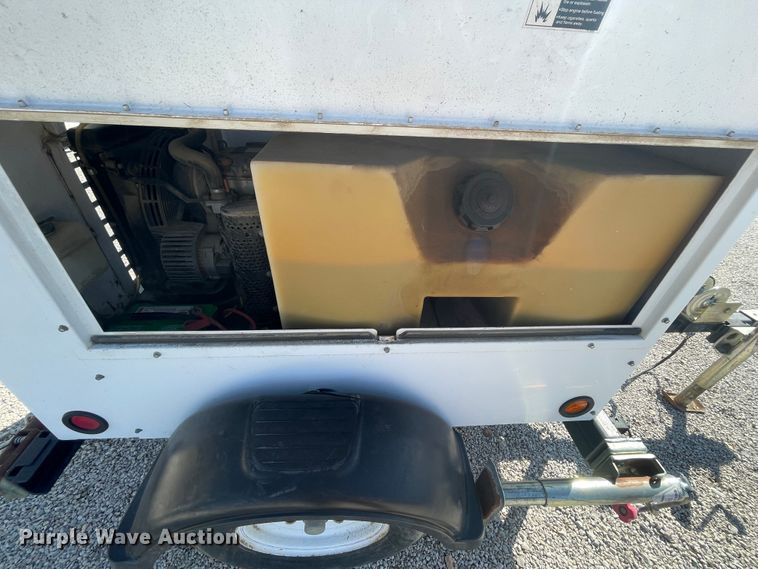 image for item II9433 Multiquip Nighthawk LT12  light plant