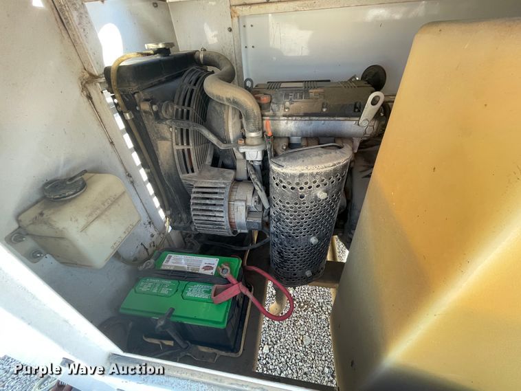 image for item II9433 Multiquip Nighthawk LT12  light plant