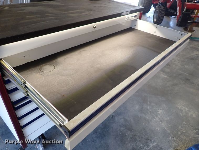 image for item IK9143 Snap On  tool box