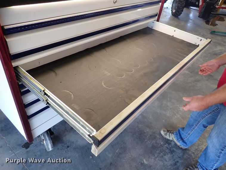 image for item IK9143 Snap On  tool box