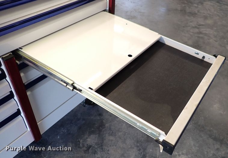 image for item IK9143 Snap On  tool box