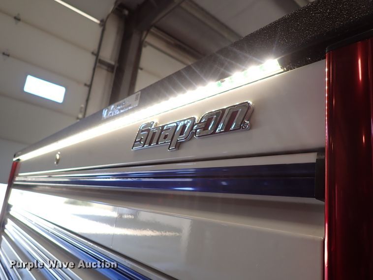 image for item IK9143 Snap On  tool box