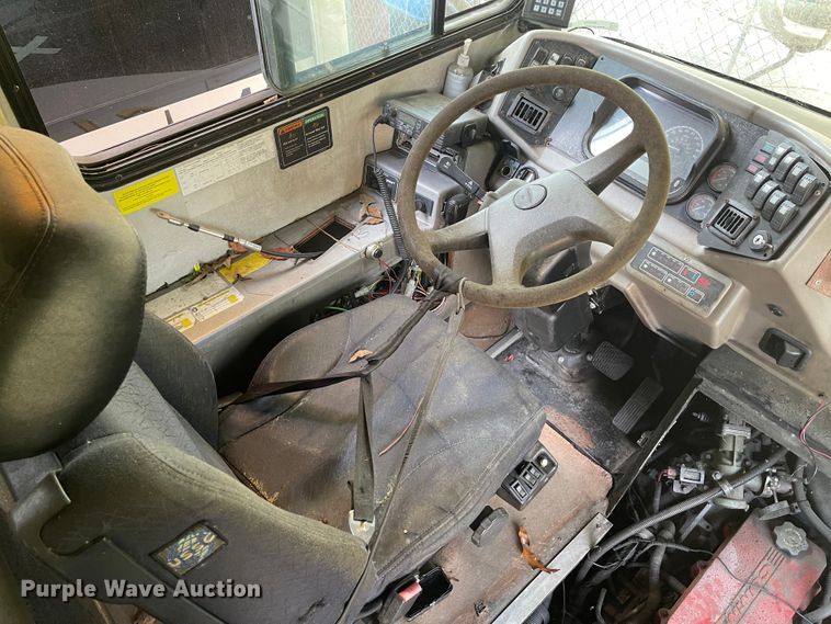 image for item IK9538 2010 Freightliner MB55  trolley