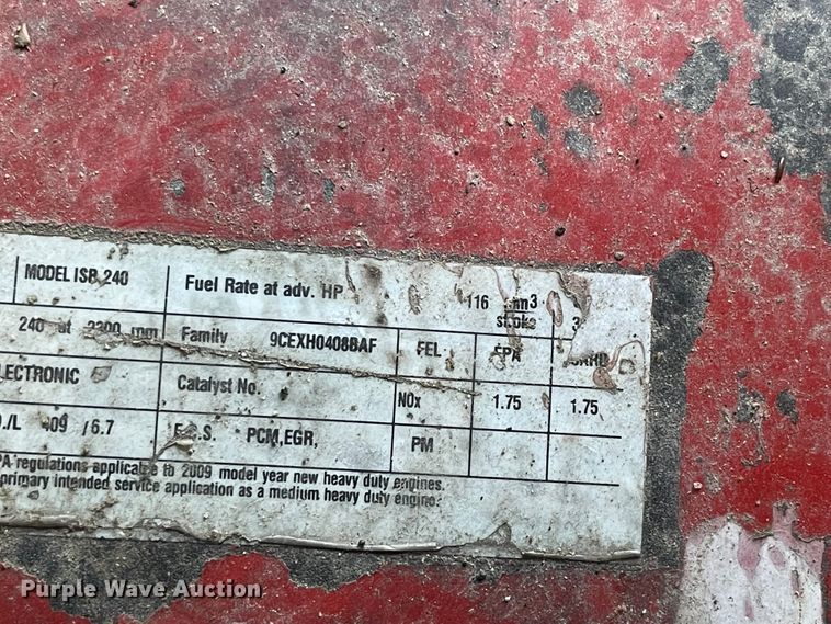 image for item IK9538 2010 Freightliner MB55  trolley