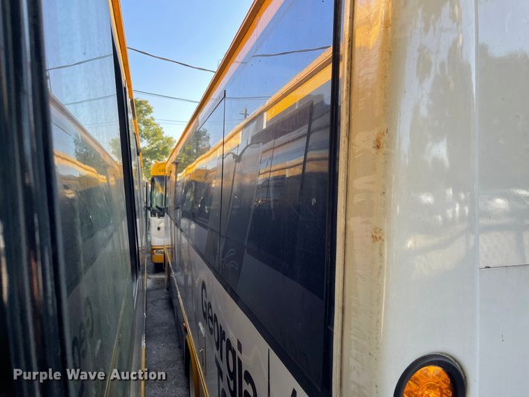 image for item IK9539 2010 Freightliner MB55  trolley