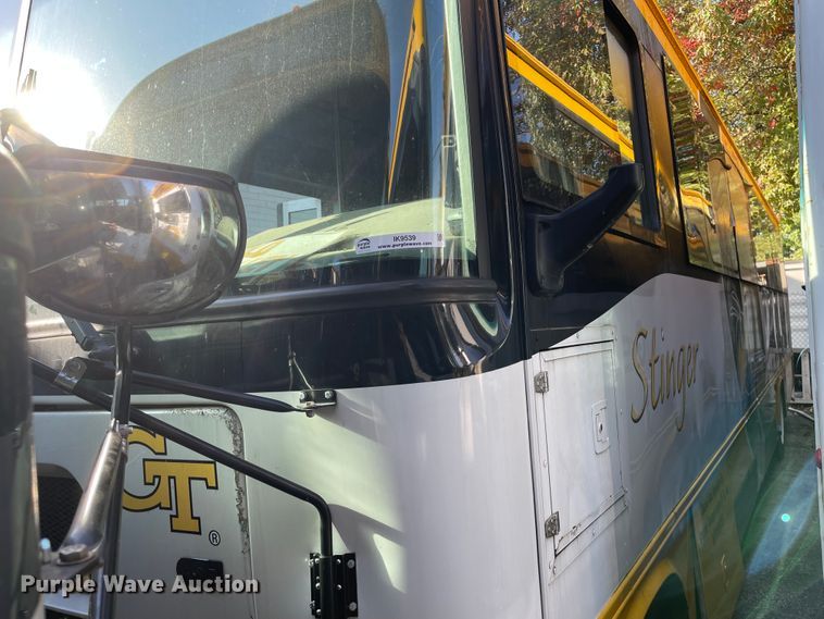 image for item IK9539 2010 Freightliner MB55  trolley