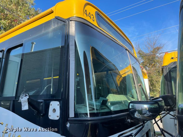 image for item IK9539 2010 Freightliner MB55  trolley