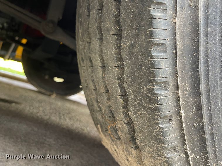 image for item IK9539 2010 Freightliner MB55  trolley