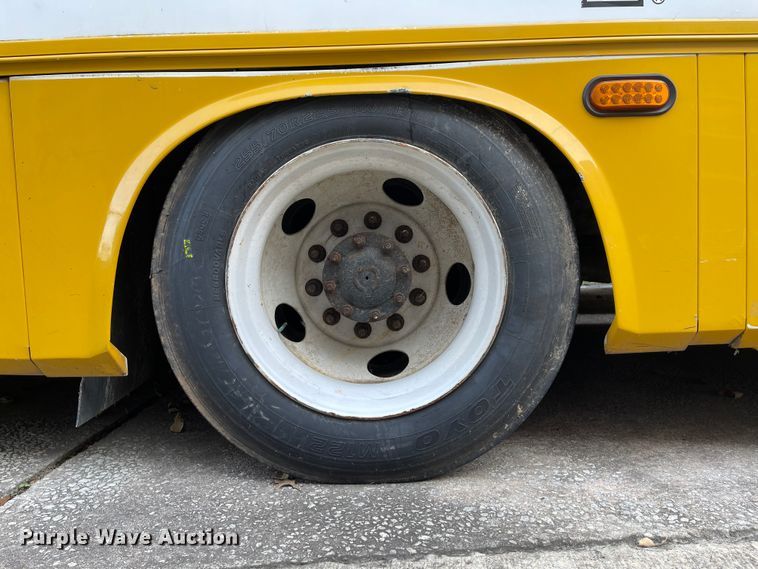 image for item IK9539 2010 Freightliner MB55  trolley