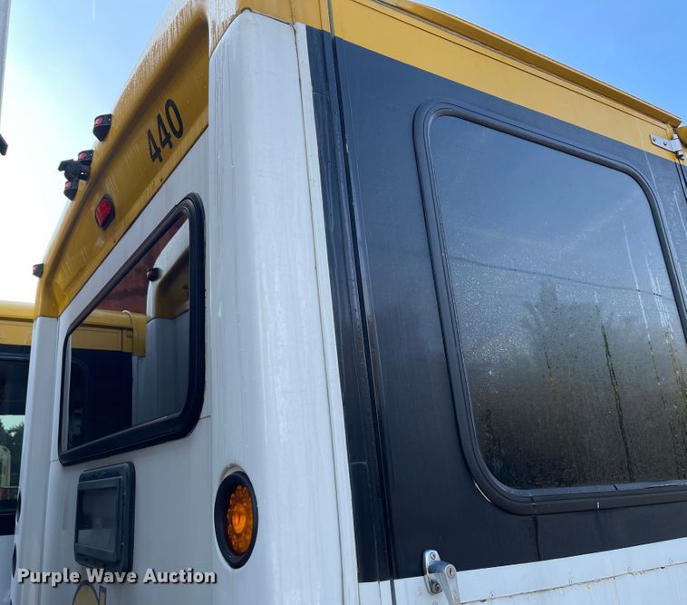 image for item IK9540 2010 Freightliner MB55  trolley