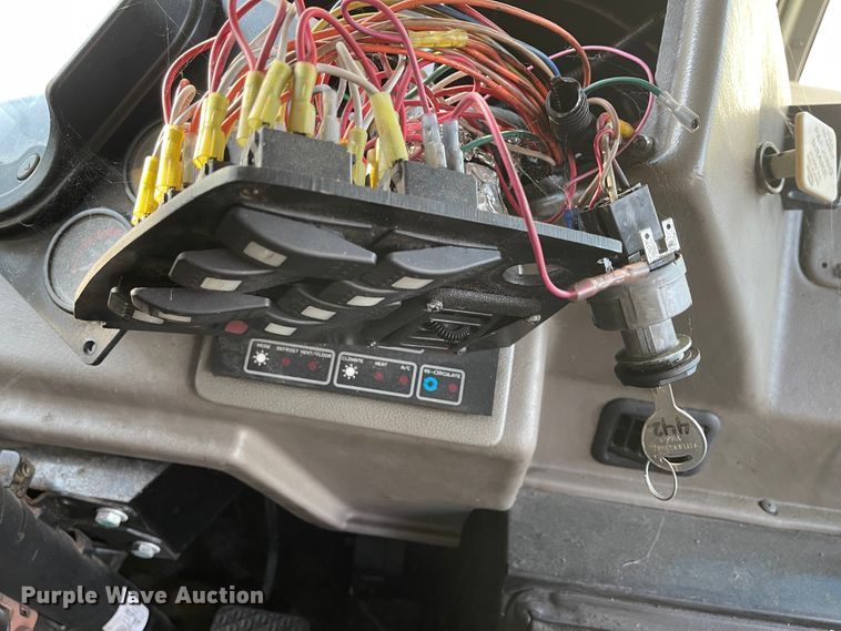 image for item IK9540 2010 Freightliner MB55  trolley