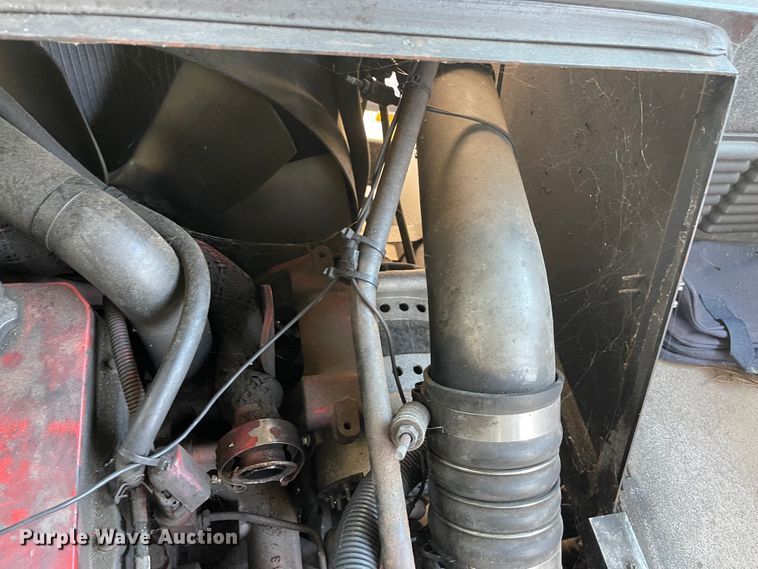 image for item IK9540 2010 Freightliner MB55  trolley