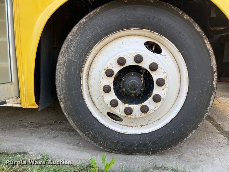 image for item IK9540 2010 Freightliner MB55  trolley