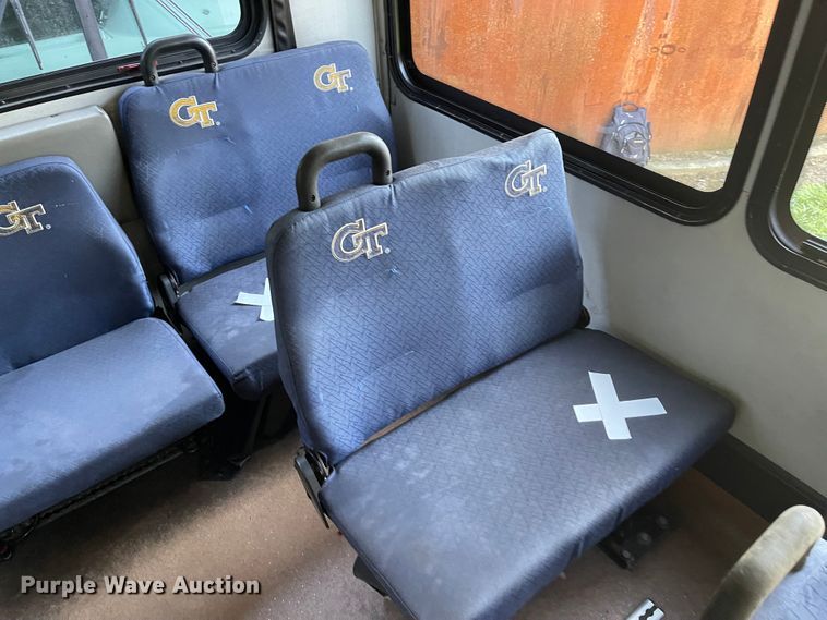 image for item IK9541 2010 Freightliner MB55  trolley