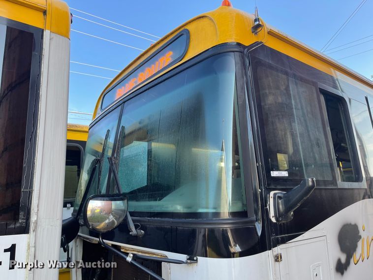 image for item IK9542 2010 Freightliner MB55  trolley