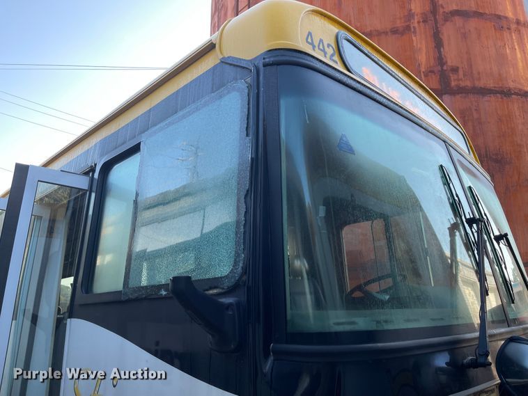 image for item IK9542 2010 Freightliner MB55  trolley