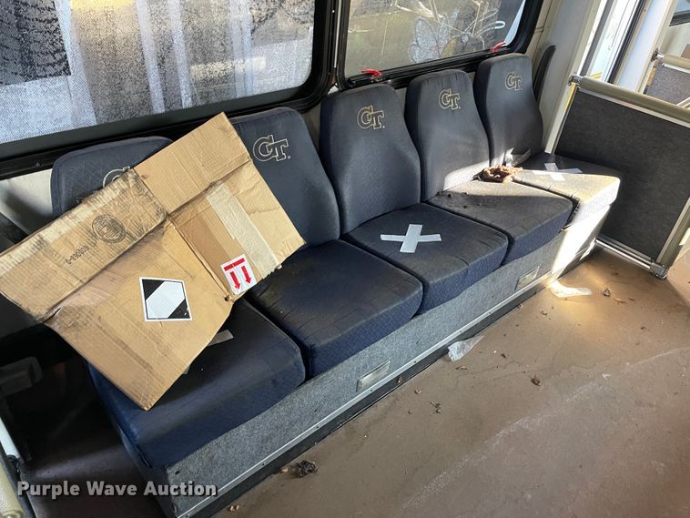 image for item IK9542 2010 Freightliner MB55  trolley