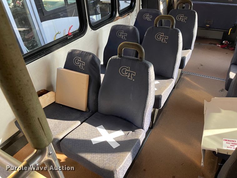 image for item IK9542 2010 Freightliner MB55  trolley