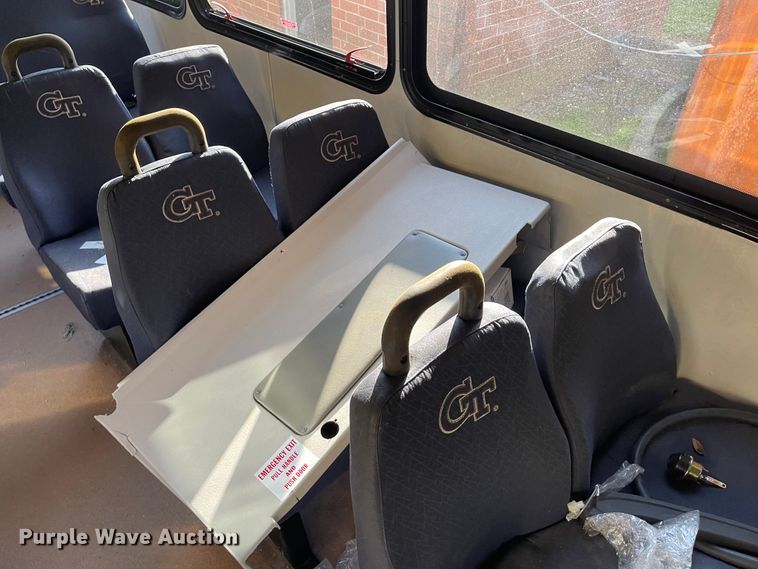 image for item IK9542 2010 Freightliner MB55  trolley