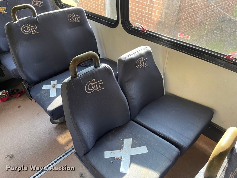 image for item IK9542 2010 Freightliner MB55  trolley