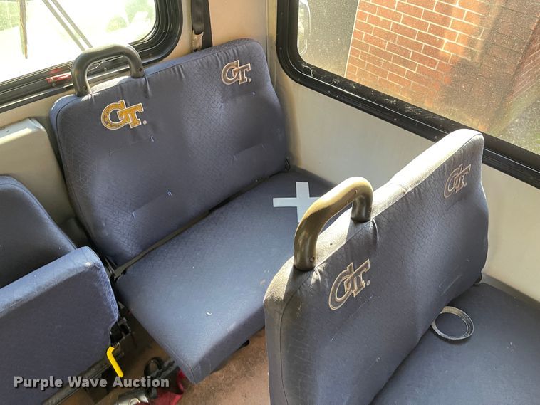 image for item IK9542 2010 Freightliner MB55  trolley