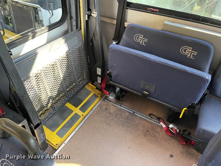 image for item IK9542 2010 Freightliner MB55  trolley