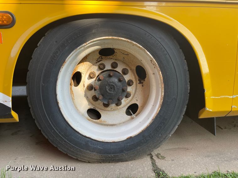 image for item IK9542 2010 Freightliner MB55  trolley