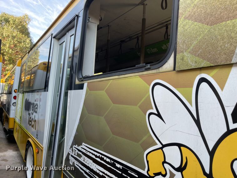 image for item IK9543 2010 Freightliner MB55  trolley