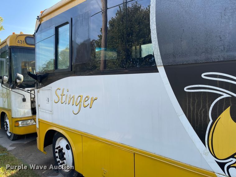 image for item IK9543 2010 Freightliner MB55  trolley