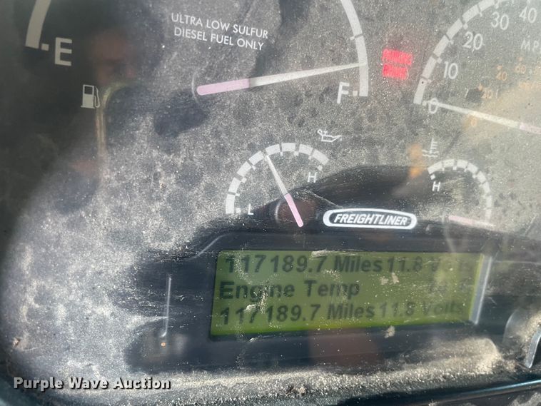 image for item IK9543 2010 Freightliner MB55  trolley