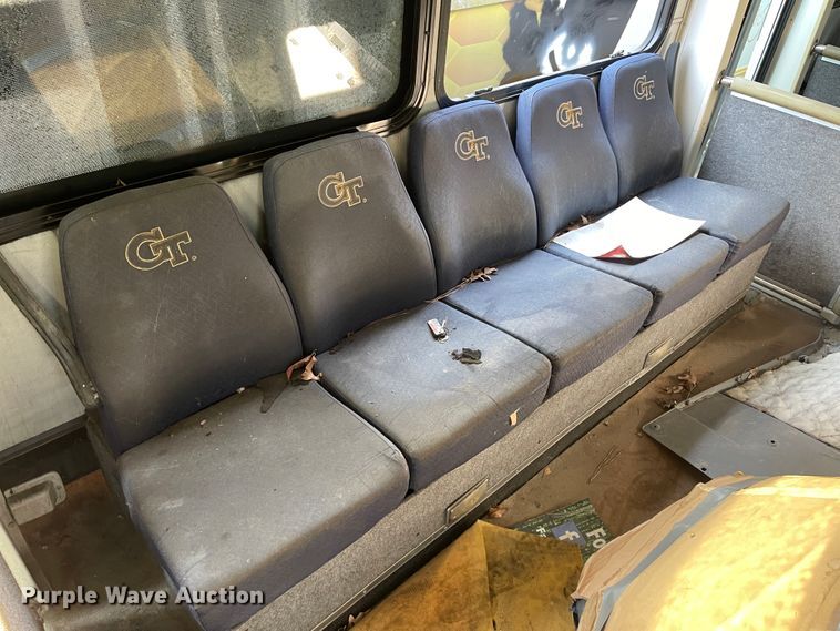 image for item IK9543 2010 Freightliner MB55  trolley