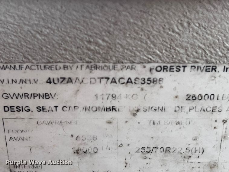 image for item IK9543 2010 Freightliner MB55  trolley