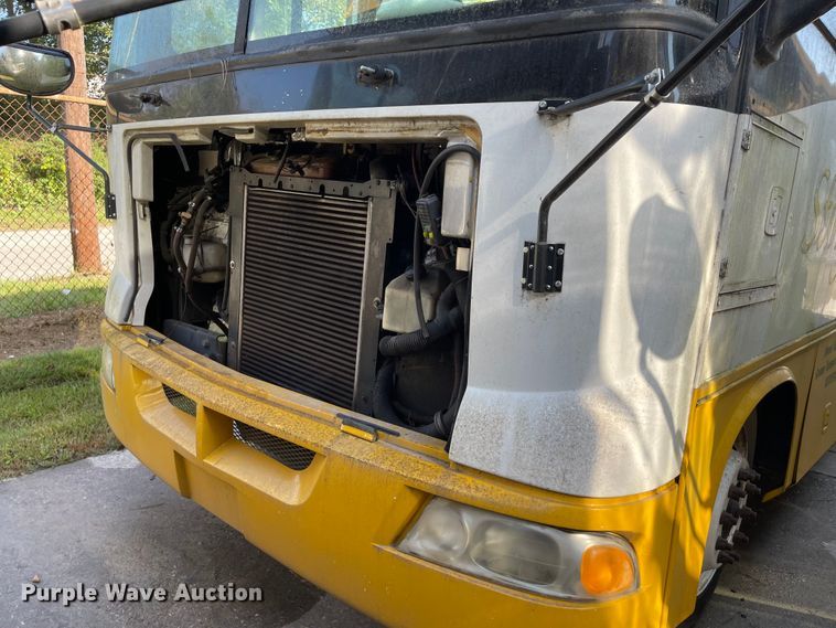 image for item IK9544 2010 Freightliner MB55  trolley