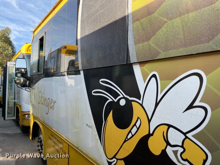 image for item IK9544 2010 Freightliner MB55  trolley